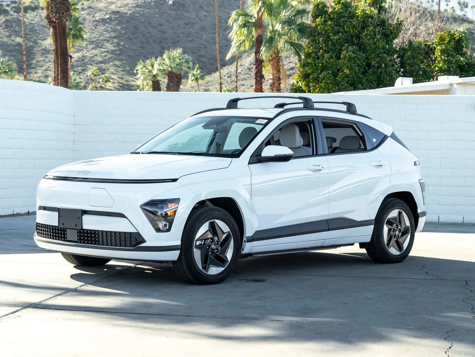 Hyundai Kona Electric SEL (SX2) · Atlas White · Indigo Auto Group