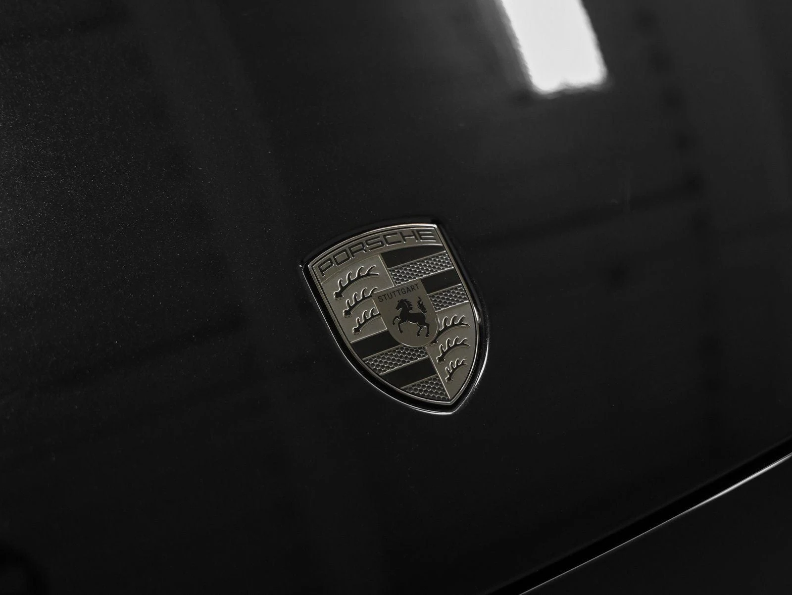 2025 Porsche Macan Turbo Electric (XAB), 20/20