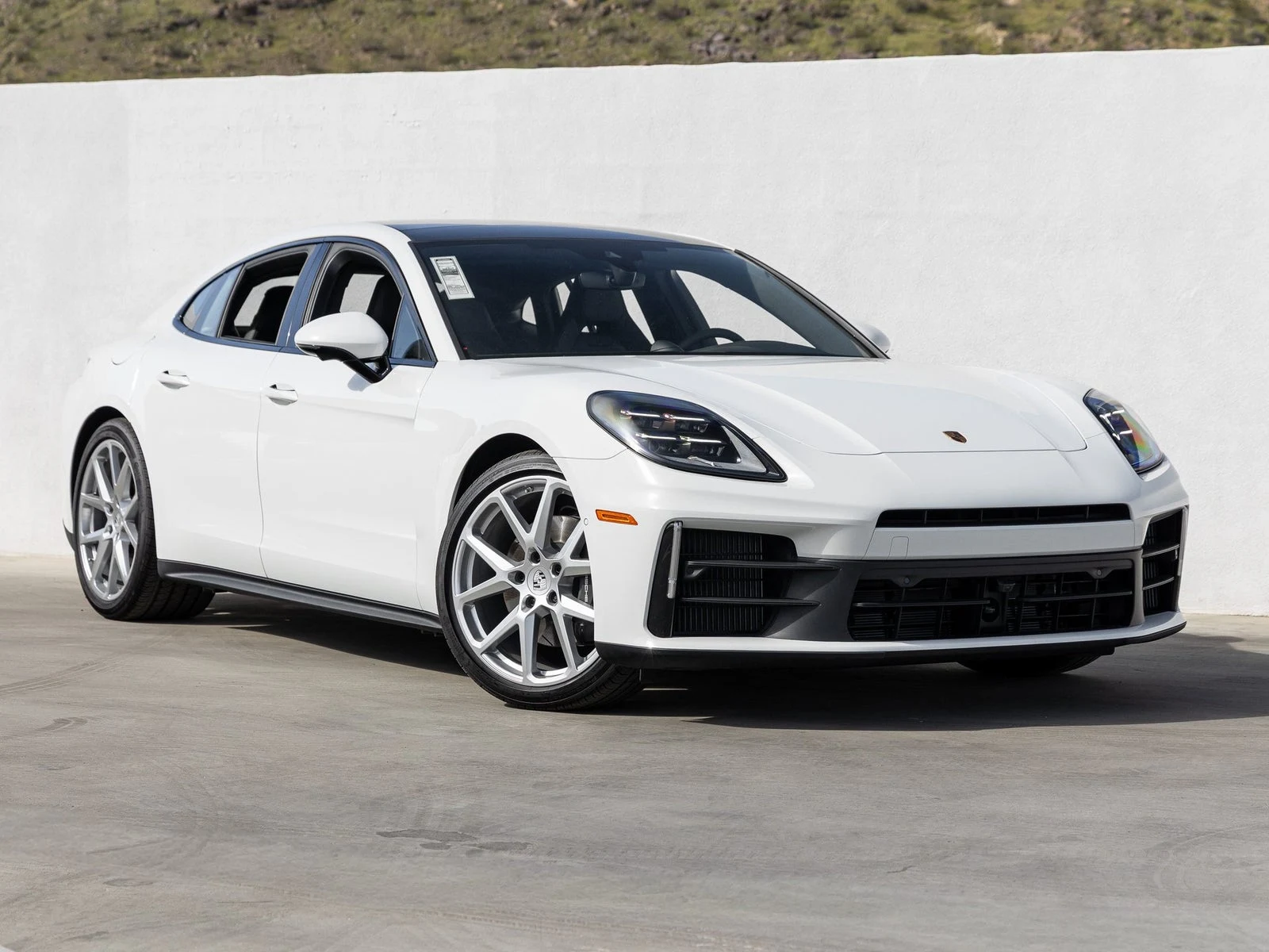 2025 Porsche Panamera (976), 9/20