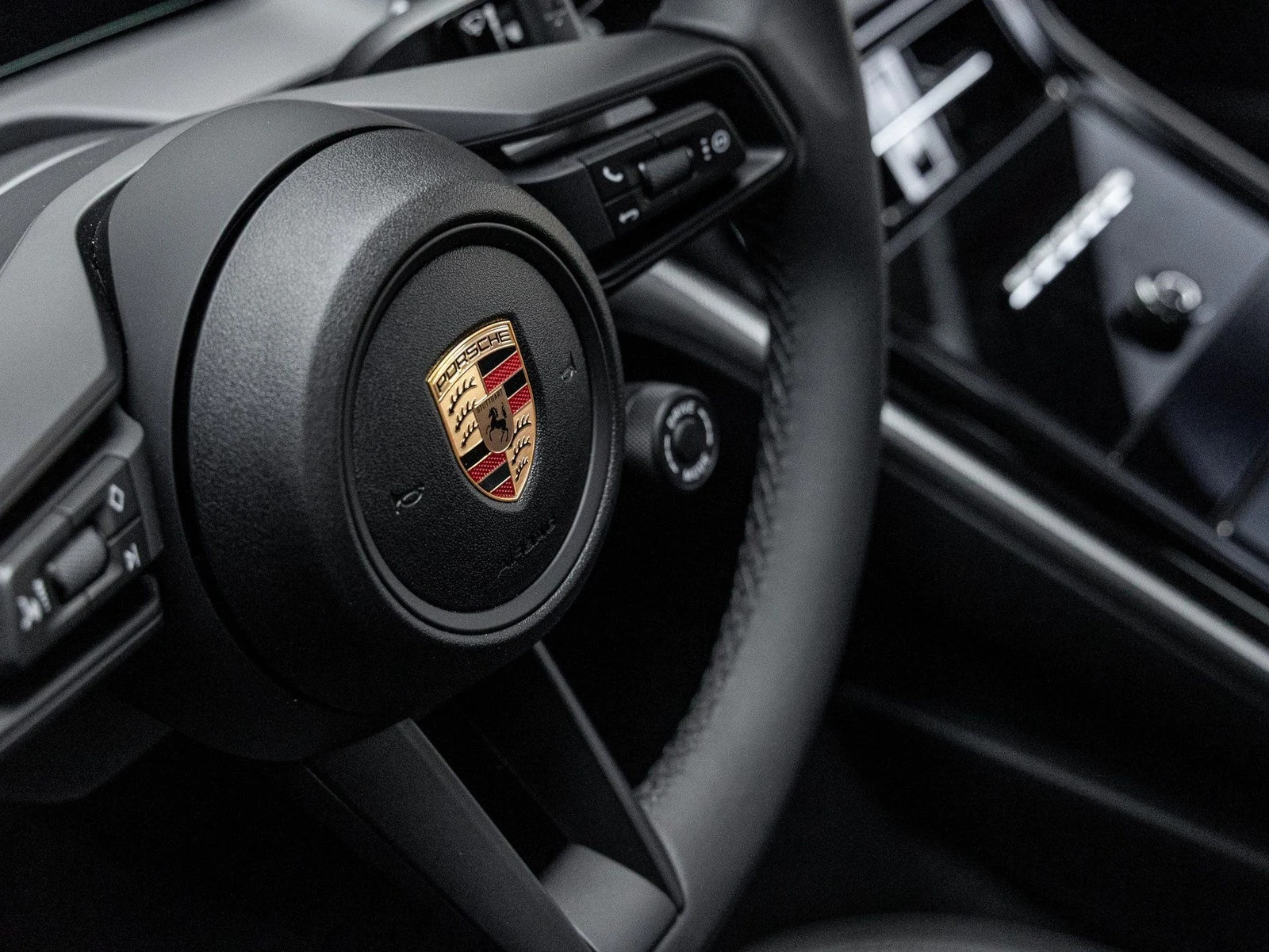 2025 Porsche Panamera (976), 20/20