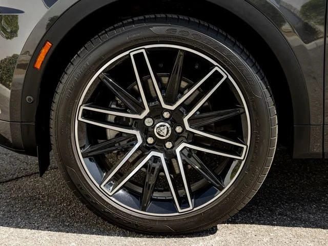 2024 Jaguar E-Pace P250 R-Dynamic SE (X540), 11/20