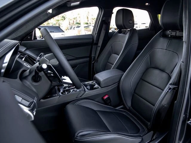 2024 Jaguar E-Pace P250 R-Dynamic SE (X540), 13/20