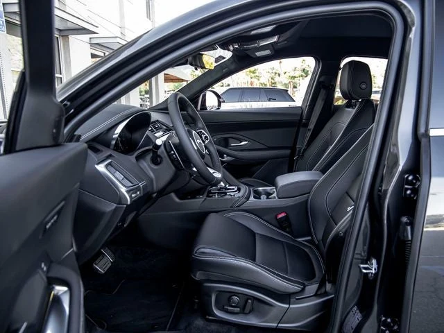 2024 Jaguar E-Pace P250 R-Dynamic SE (X540), 14/20