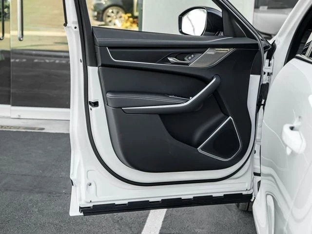 2026 Jaguar F-Pace P400 R-Dynamic S (X761), 11/20