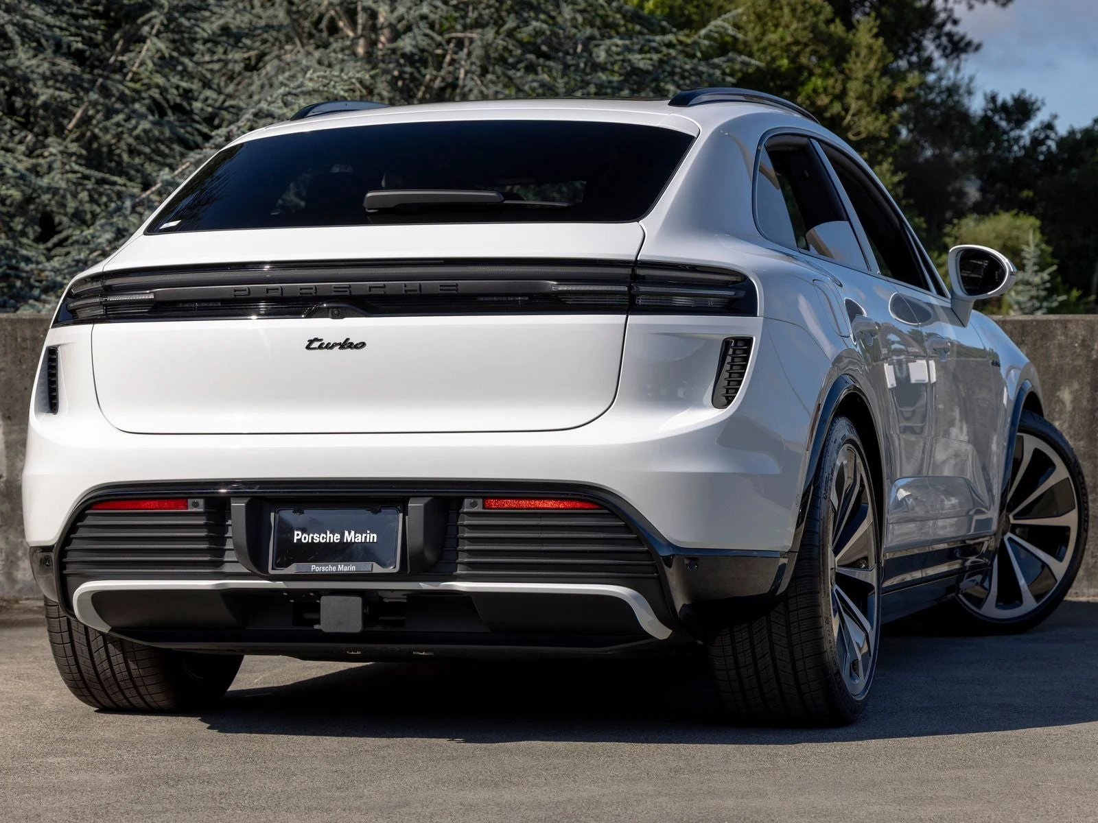 2025 Porsche Macan Turbo Electric (XAB), 11/20