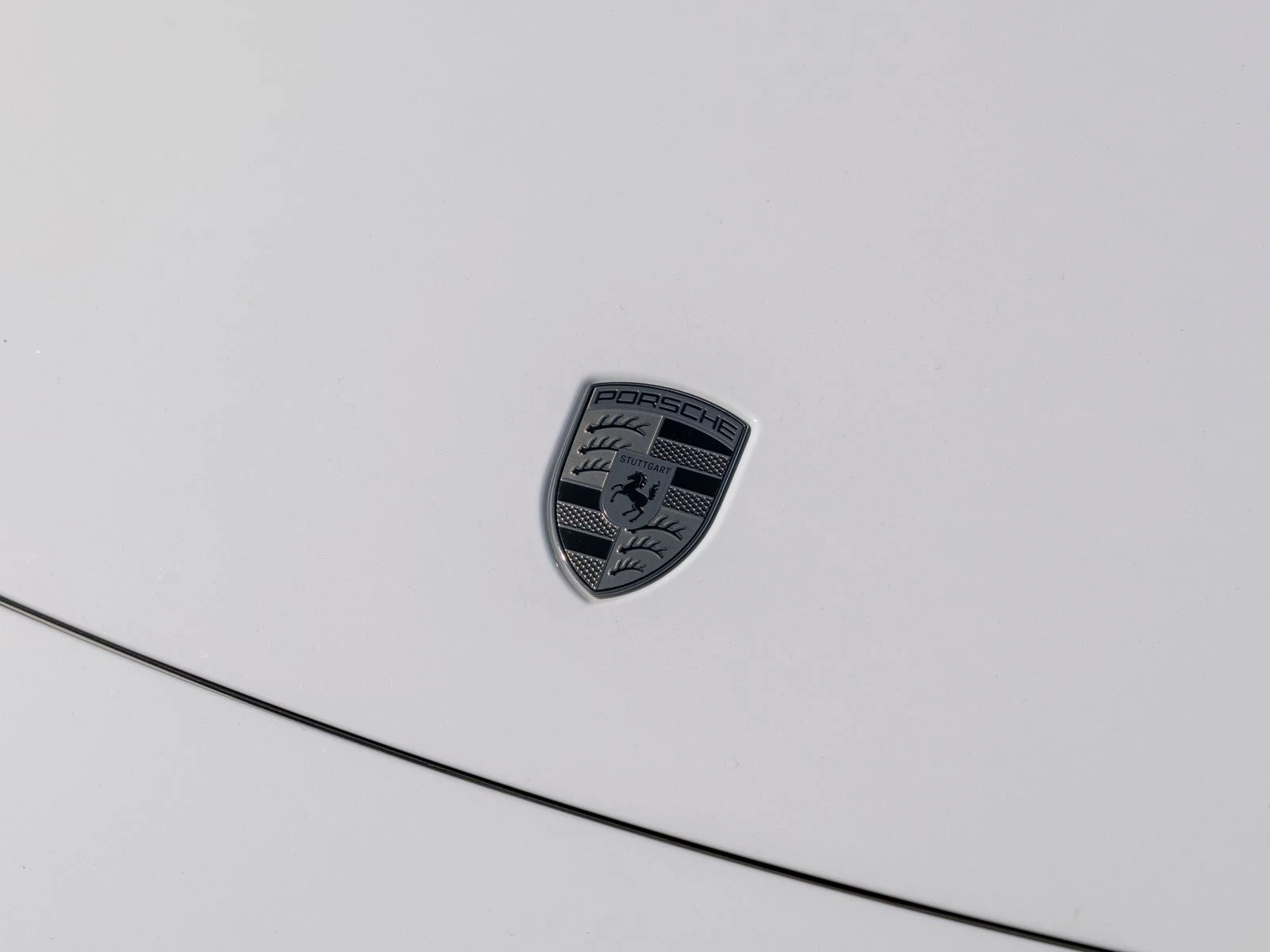 2025 Porsche Macan Turbo Electric (XAB), 16/20