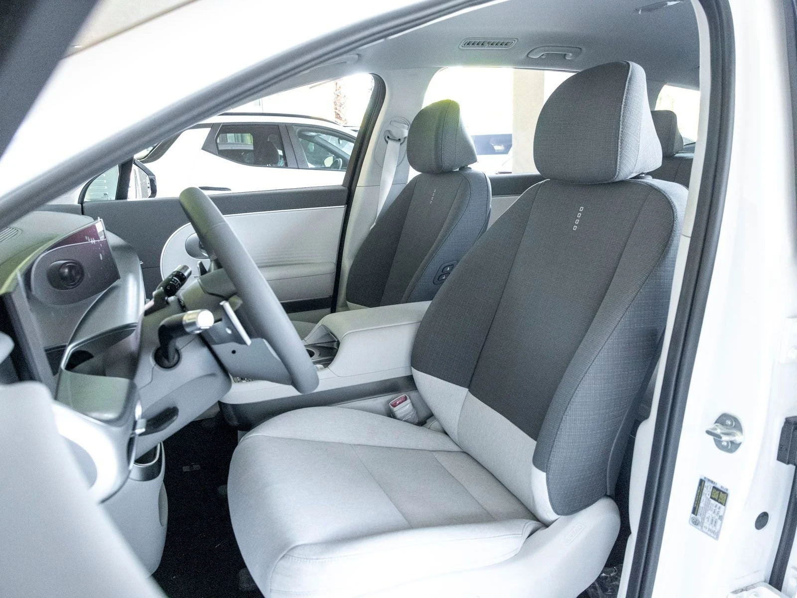 2026 Hyundai IONIQ 9 SE (ME1), 14/20