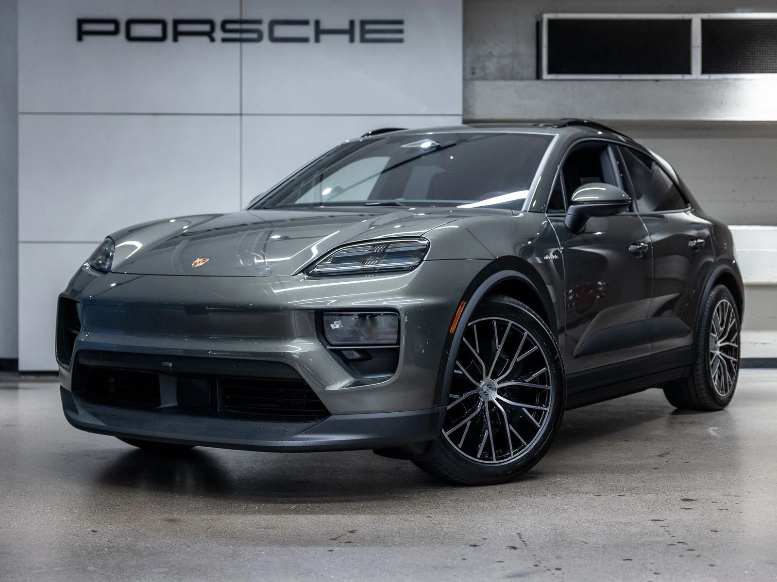 Porsche Macan Electric (XAB) · Aventurine Green Metallic · Indigo Auto Group