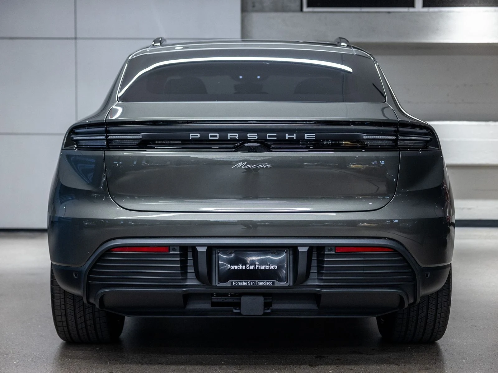 2025 Porsche Macan Electric (XAB), 7/20