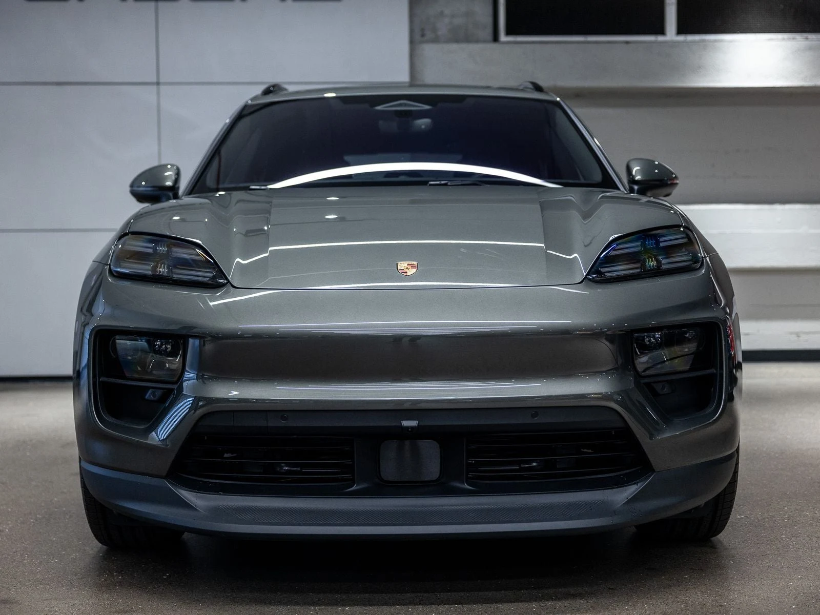 2025 Porsche Macan Electric (XAB), 11/20