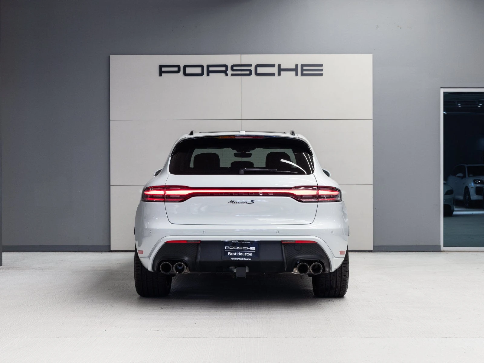 2026 Porsche Macan S (95B), 6/20