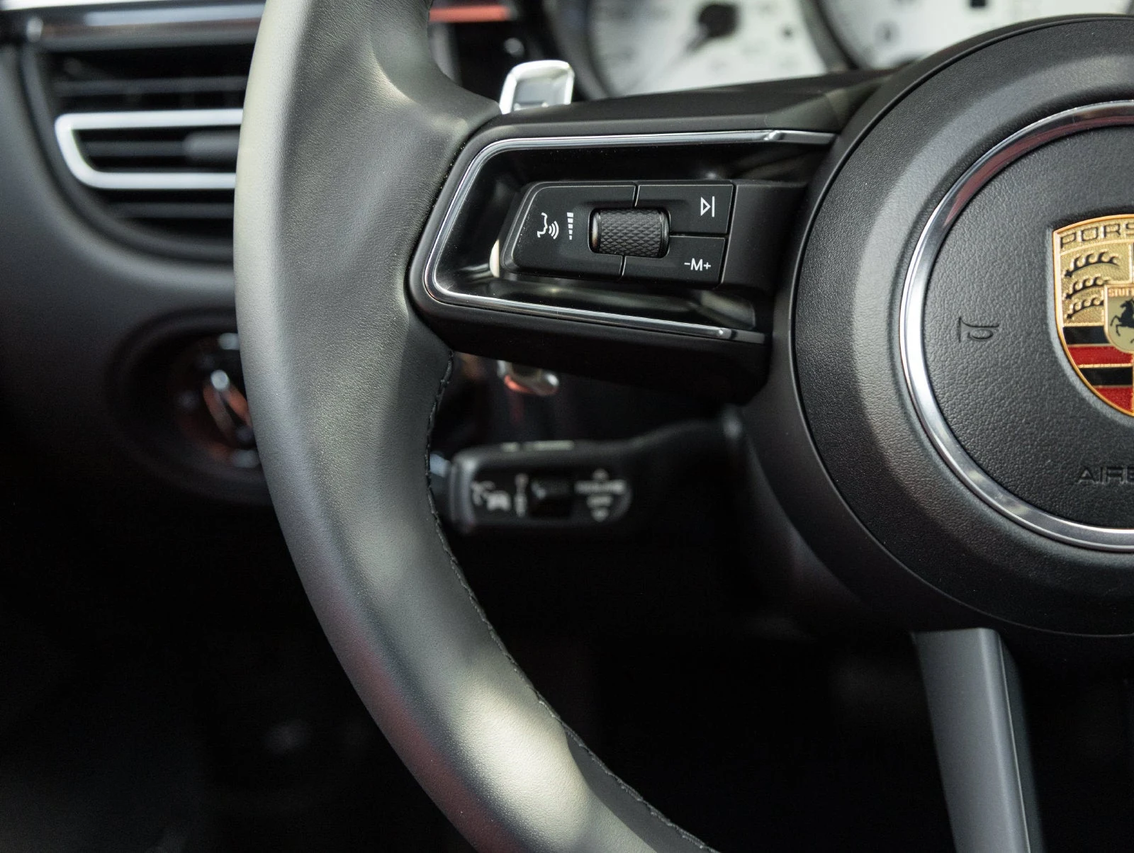 2026 Porsche Macan S (95B), 15/20