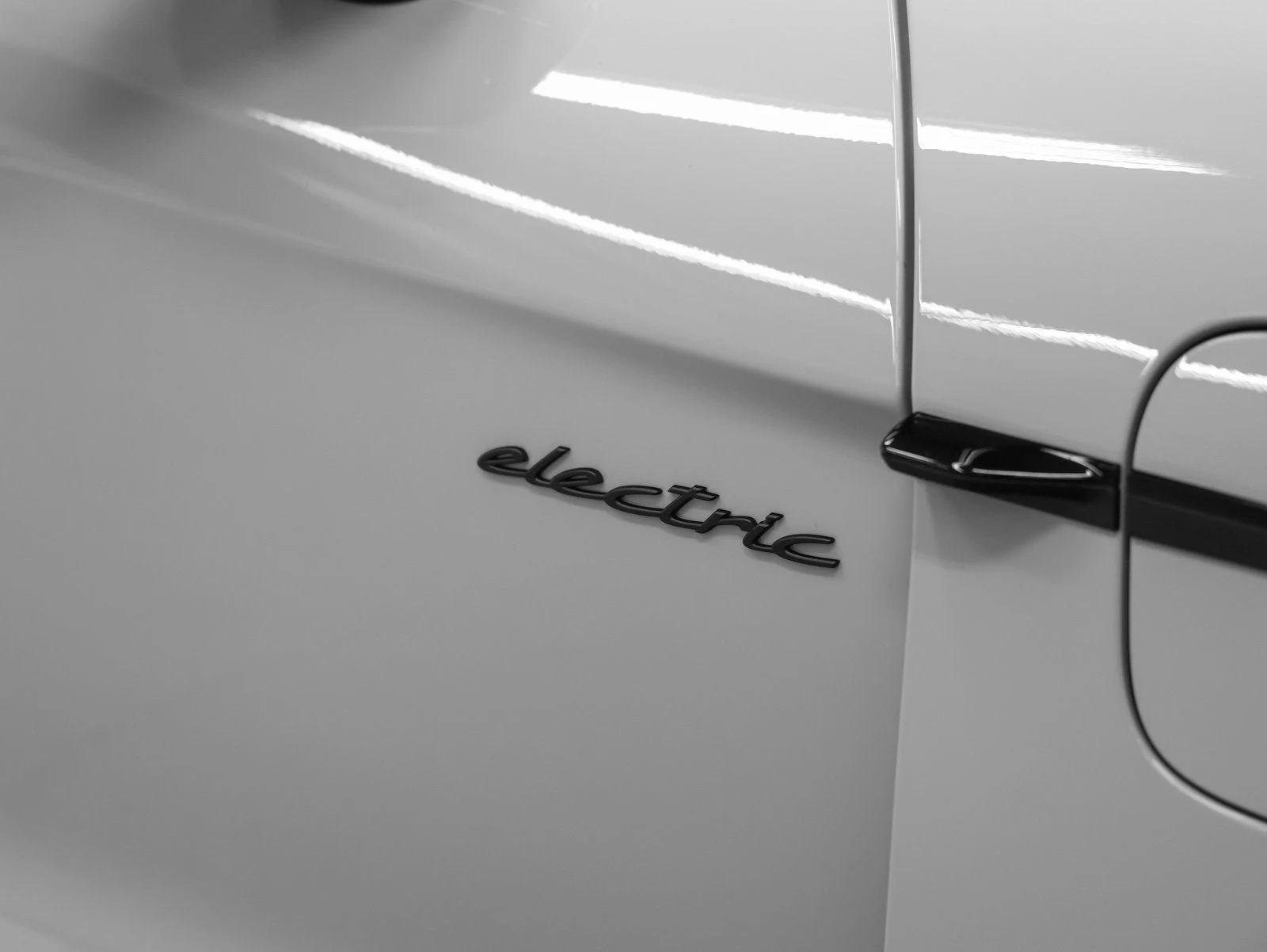 2026 Porsche Taycan GTS (2025 Update), 14/20