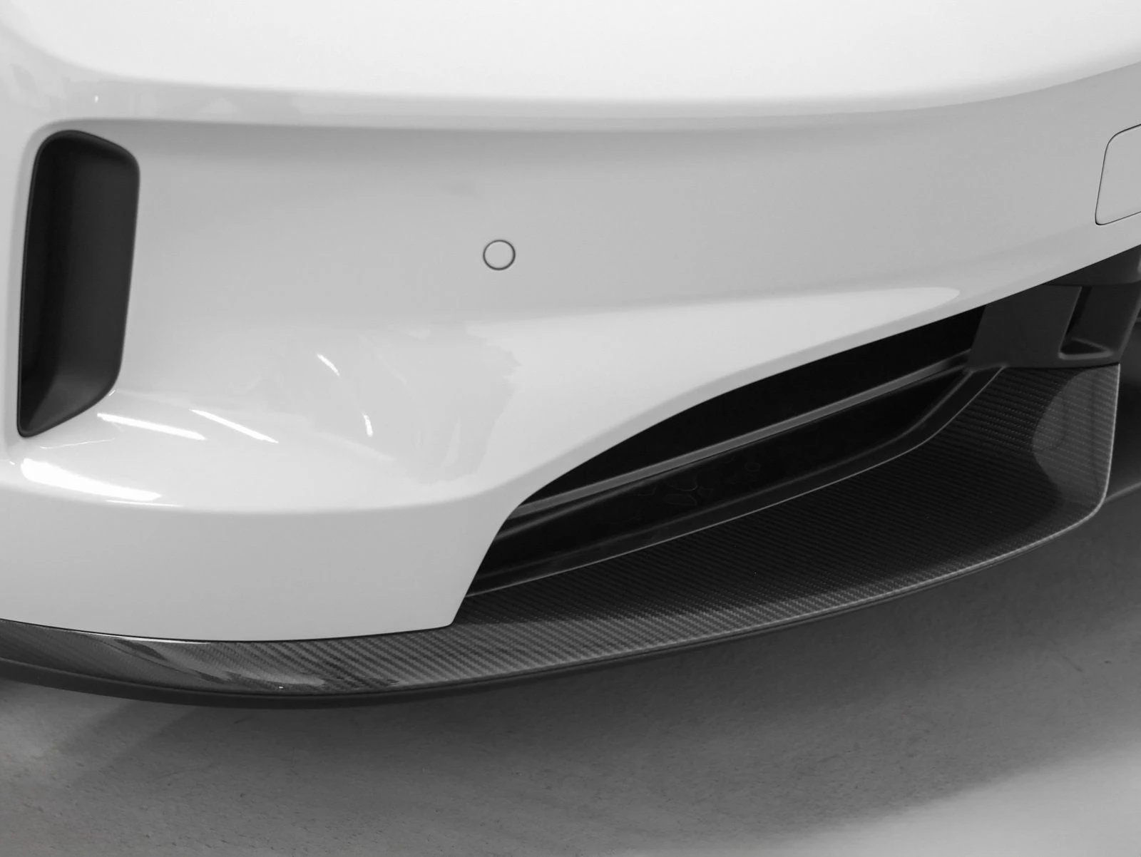 2026 Porsche Taycan GTS (2025 Update), 19/20