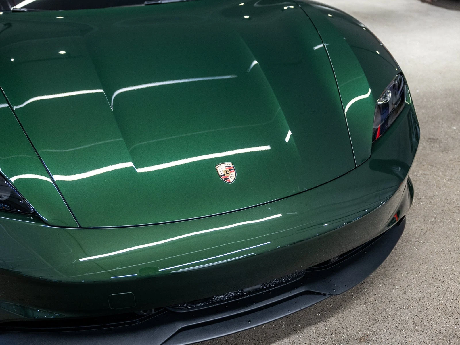 2026 Porsche Taycan 4 Sedan (2025 Update), 9/20