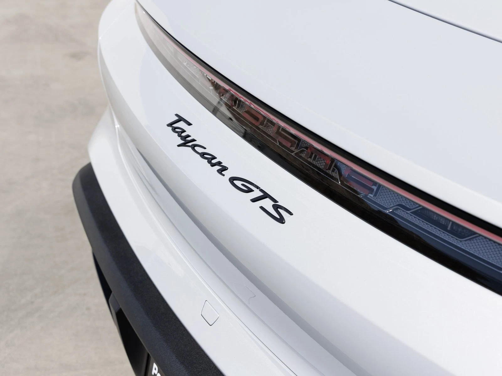2026 Porsche Taycan GTS (2025 Update), 12/20