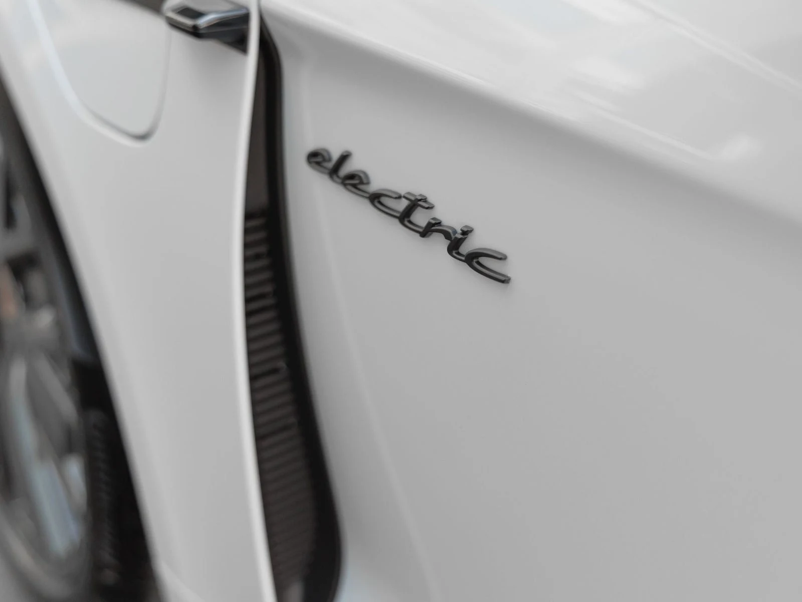2026 Porsche Taycan GTS (2025 Update), 14/20