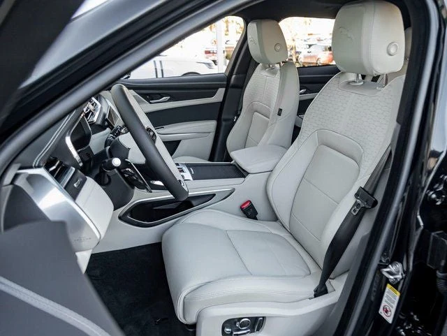 2026 Jaguar F-Pace P250 R-Dynamic S (X761), 13/20