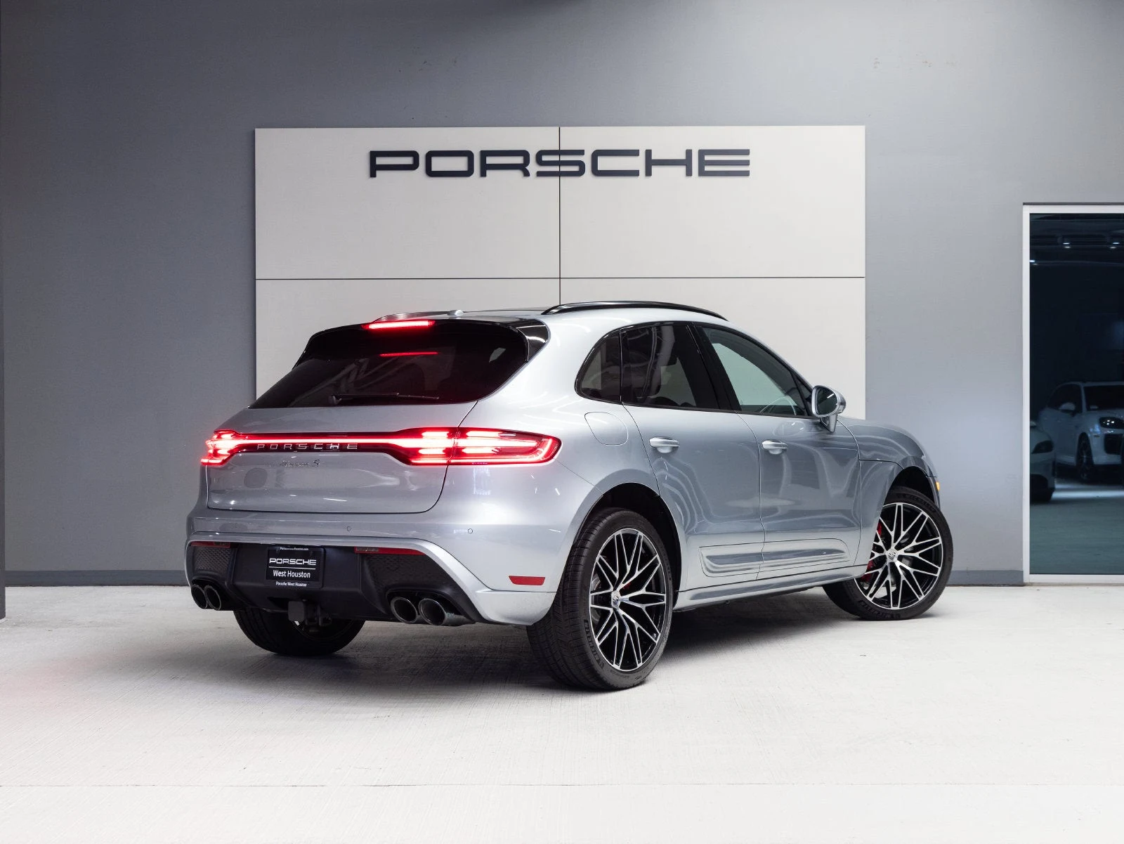 2026 Porsche Macan S (95B), 7/20