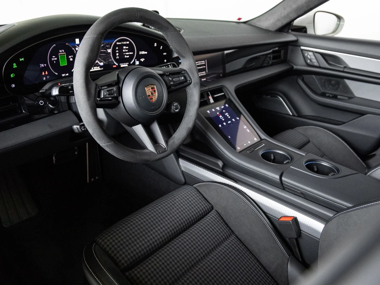 2026 Porsche Taycan GTS (2025 Update), 4/20