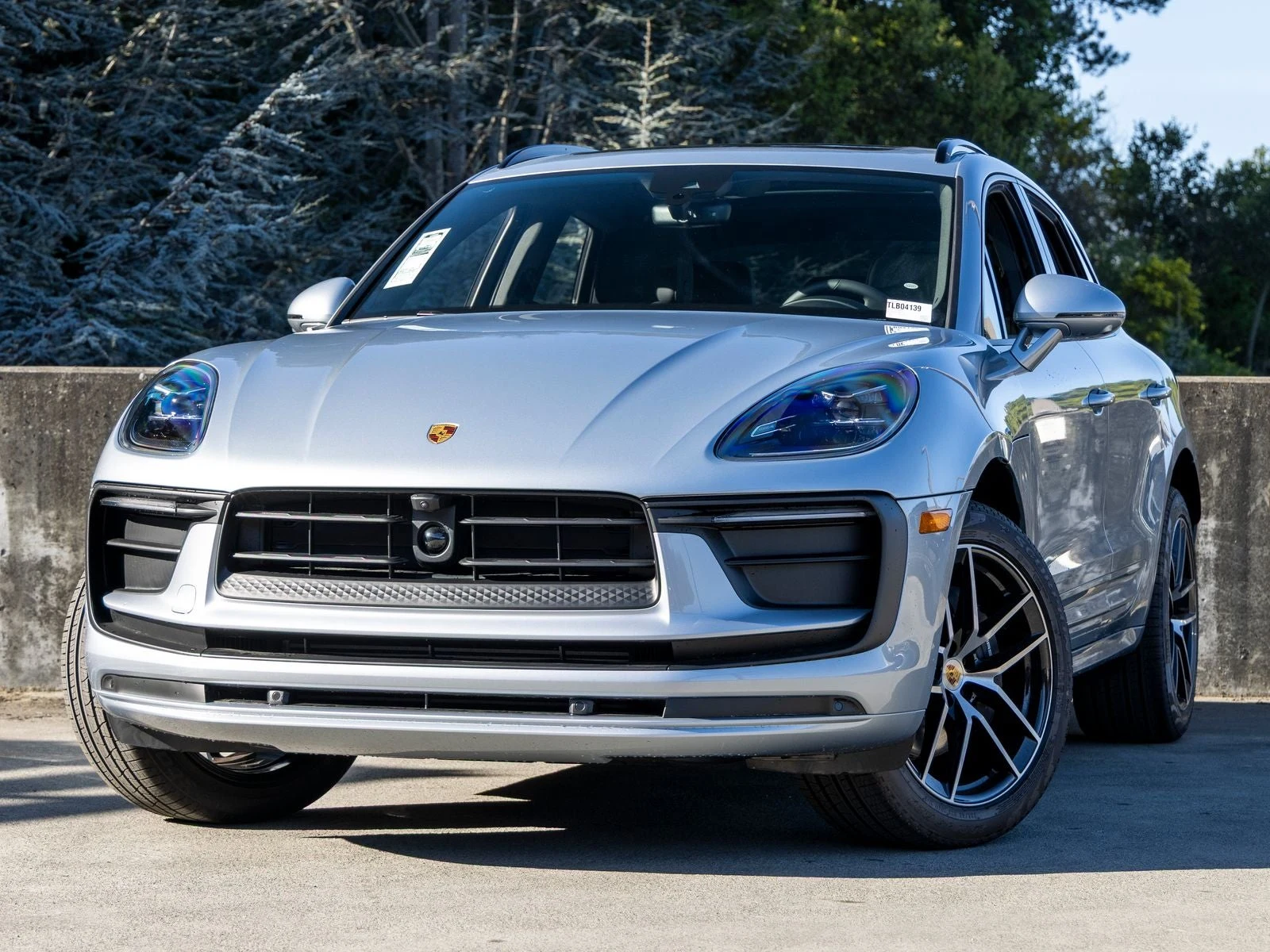 Porsche Macan (95B) · Dolomite Silver Metallic · Indigo Auto Group