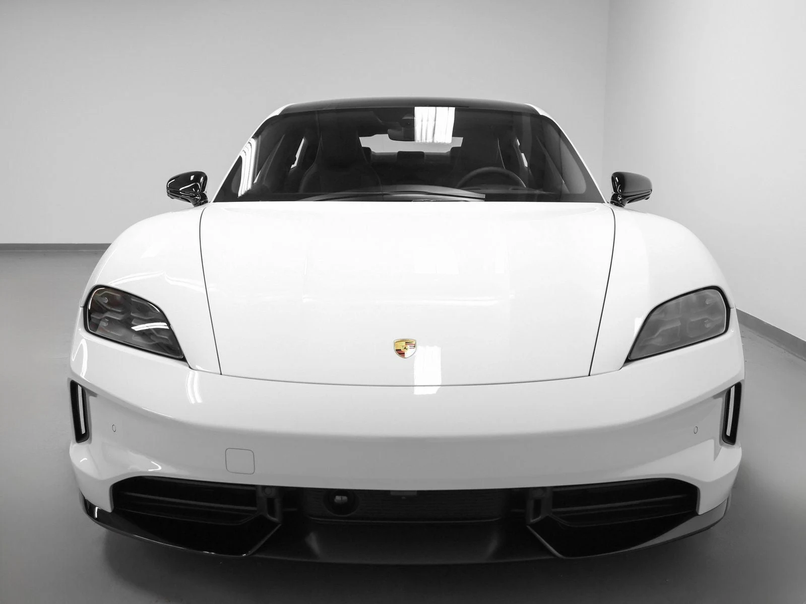 2026 Porsche Taycan 4 Black Edition (2025 Update), 7/20