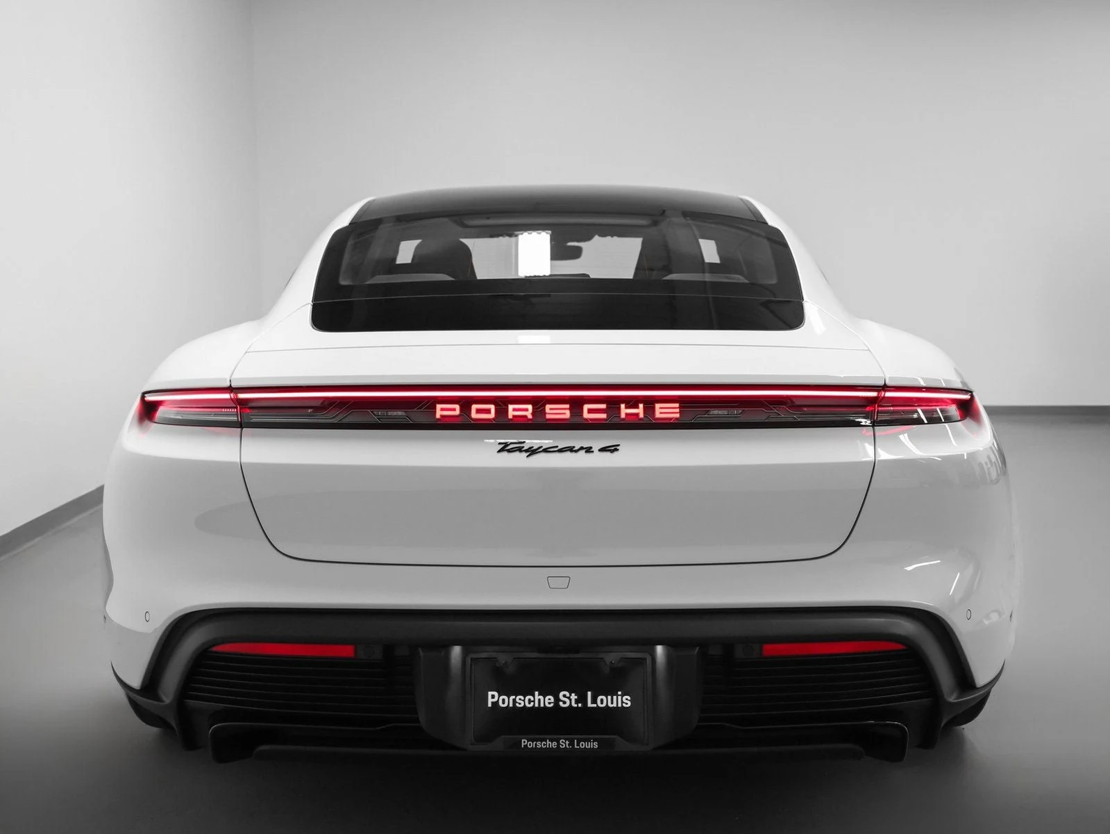 2026 Porsche Taycan 4 Black Edition (2025 Update), 10/20