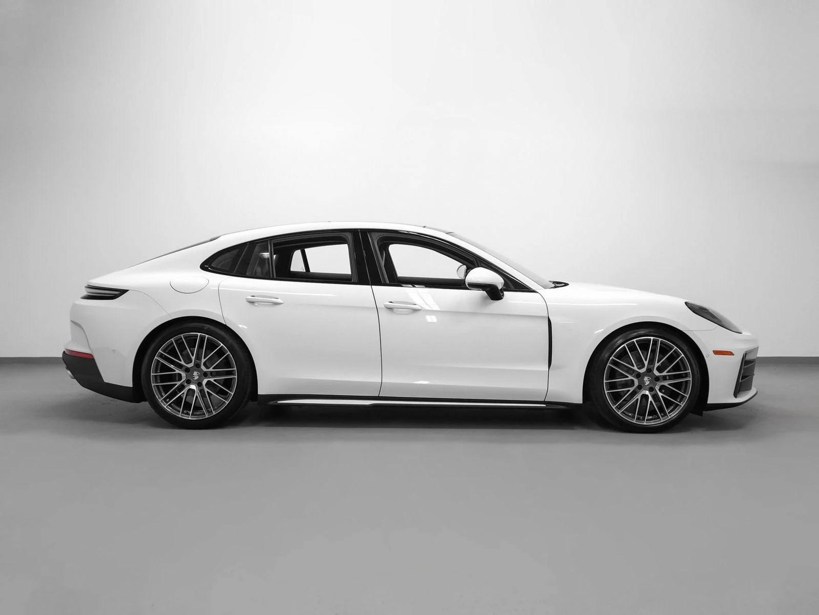 2026 Porsche Panamera 4 (976), 12/20