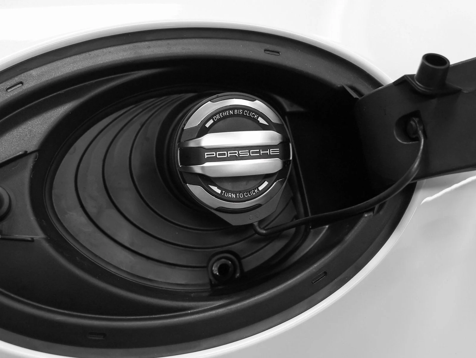 2026 Porsche Panamera 4 (976), 18/20