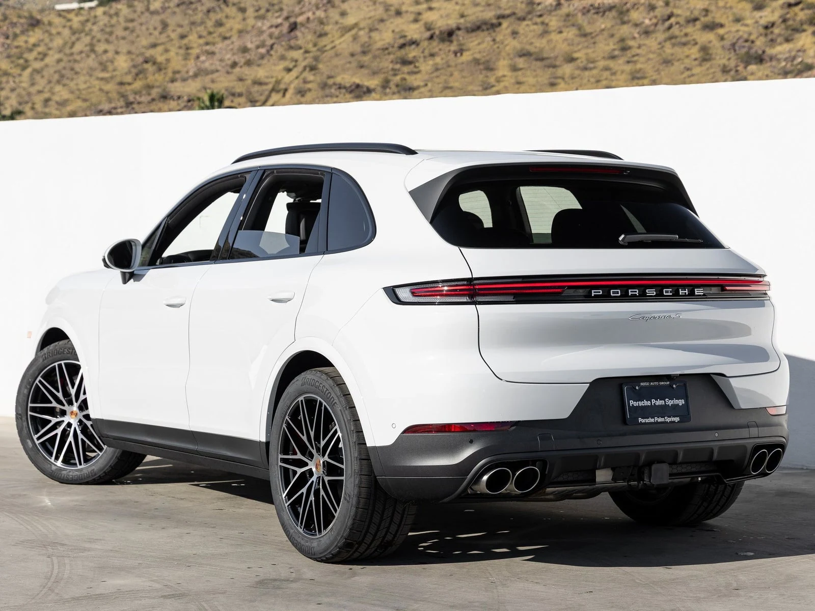 2026 Porsche Cayenne S (3rd Generation), 3/20