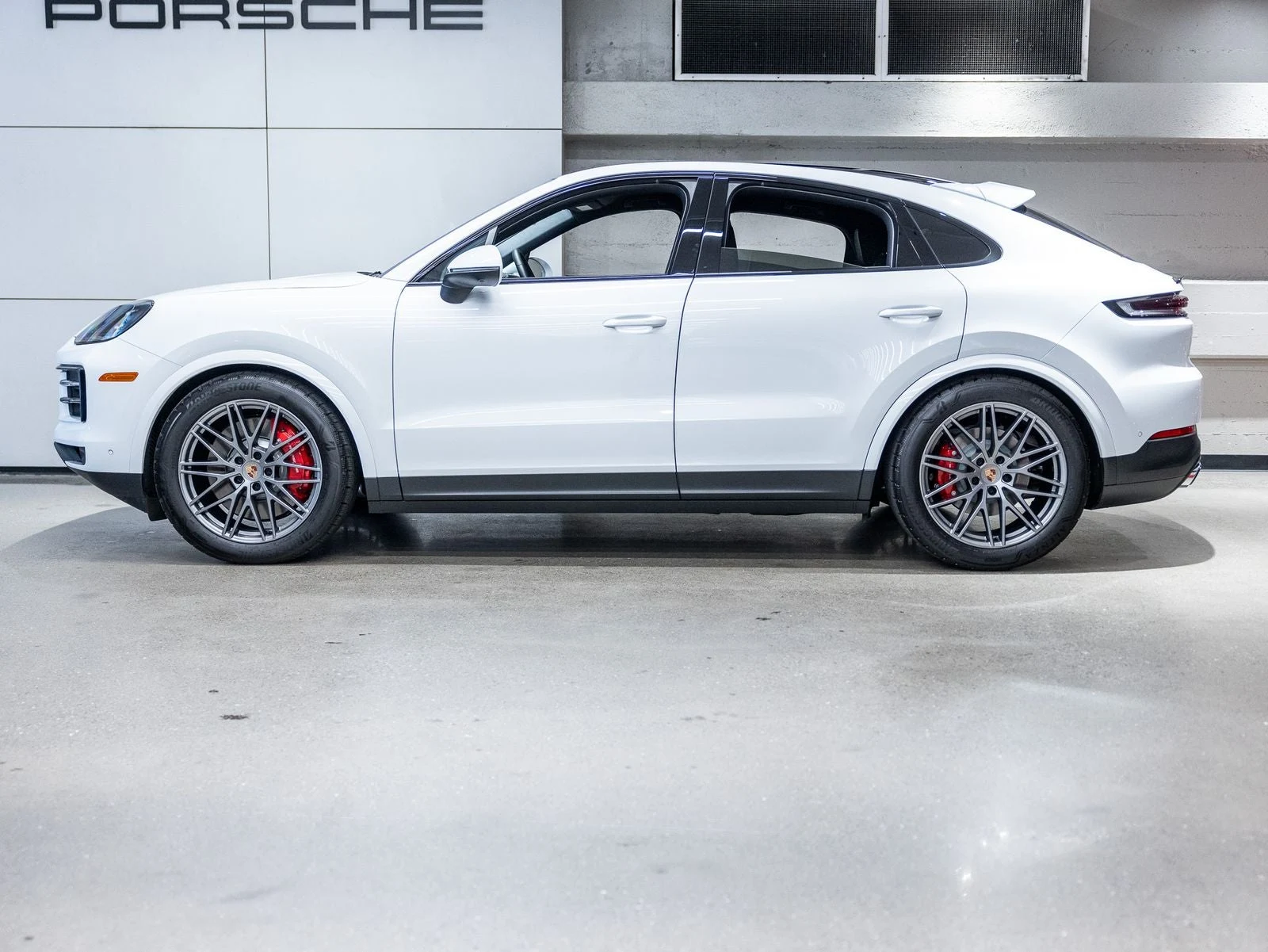 2026 Porsche Cayenne S Coupé (3rd Generation), 2/20