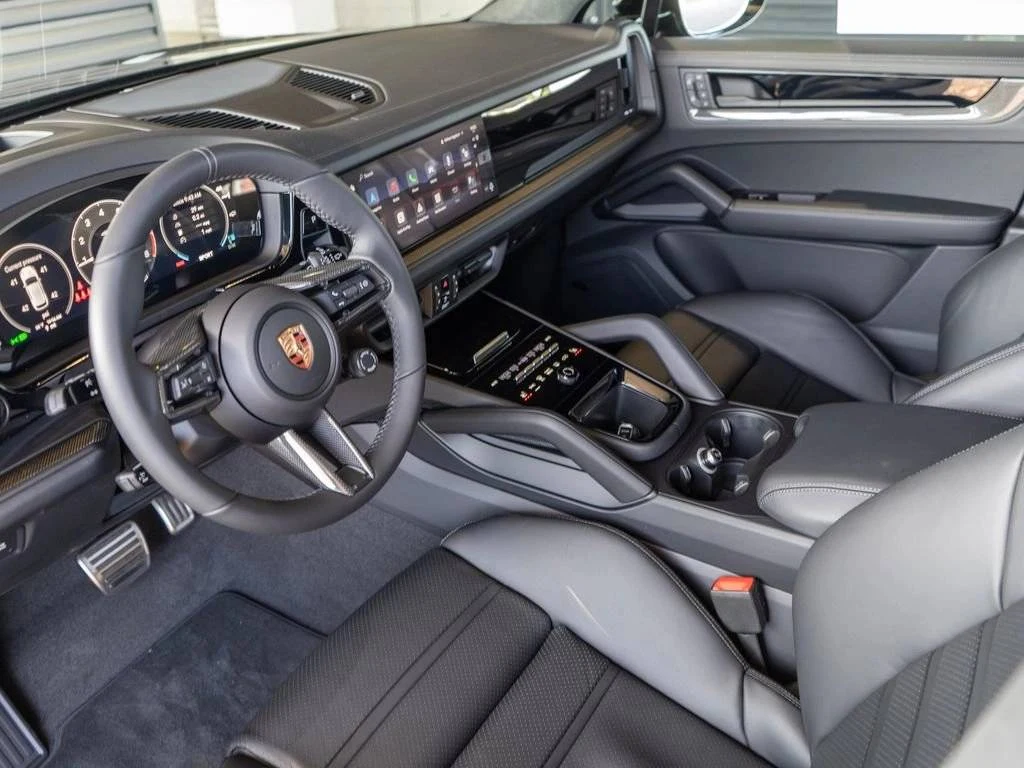 2026 Porsche Cayenne GTS (3rd Generation), 5/20