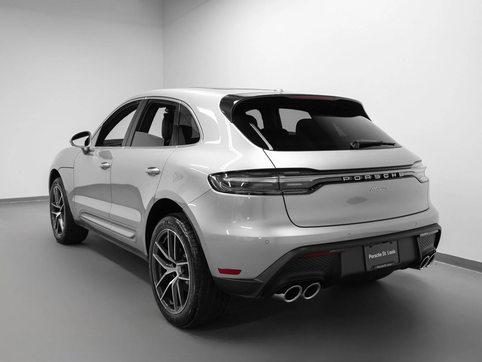 2026 Porsche Macan (95B), 3/20