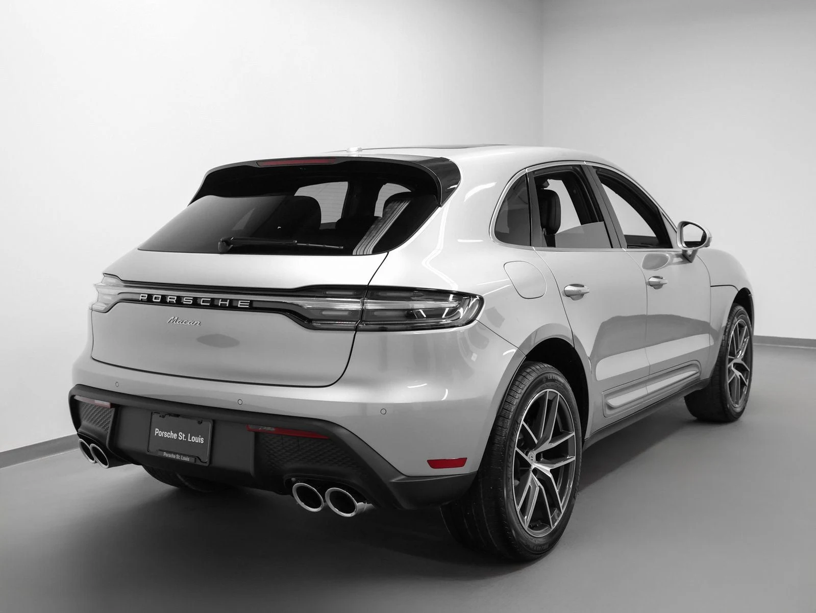 2026 Porsche Macan (95B), 10/20