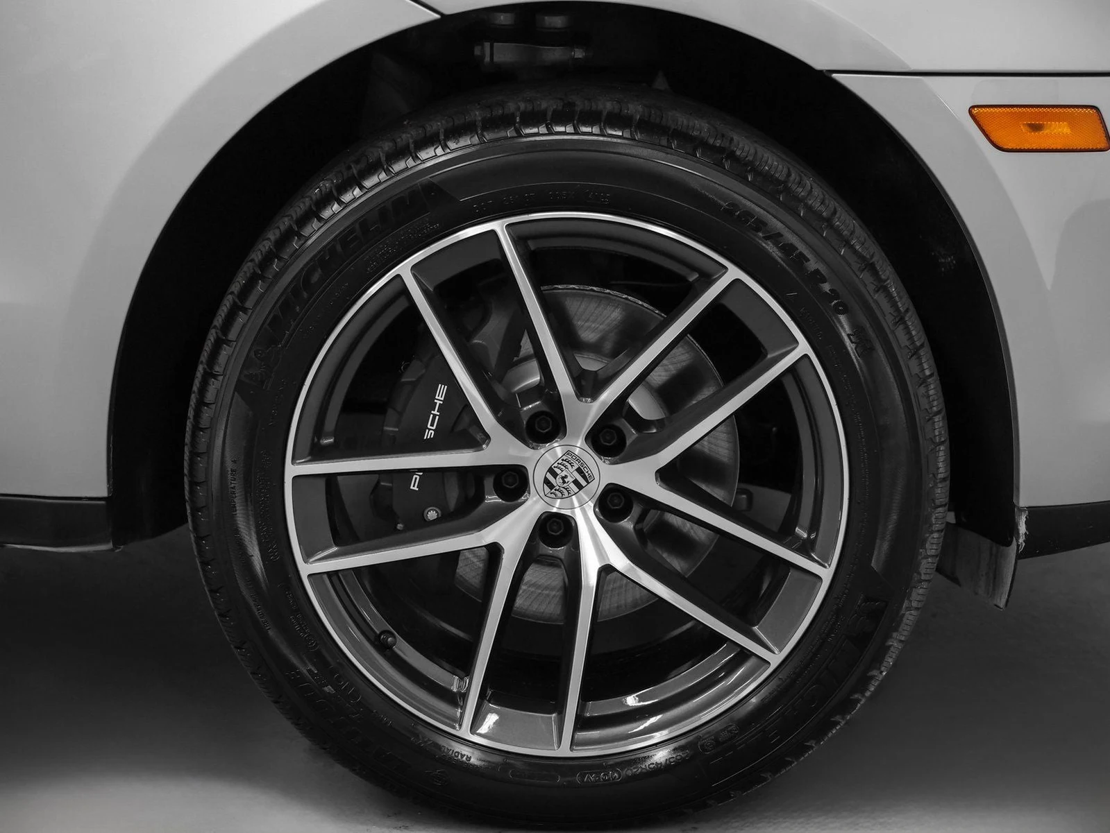 2026 Porsche Macan (95B), 14/20