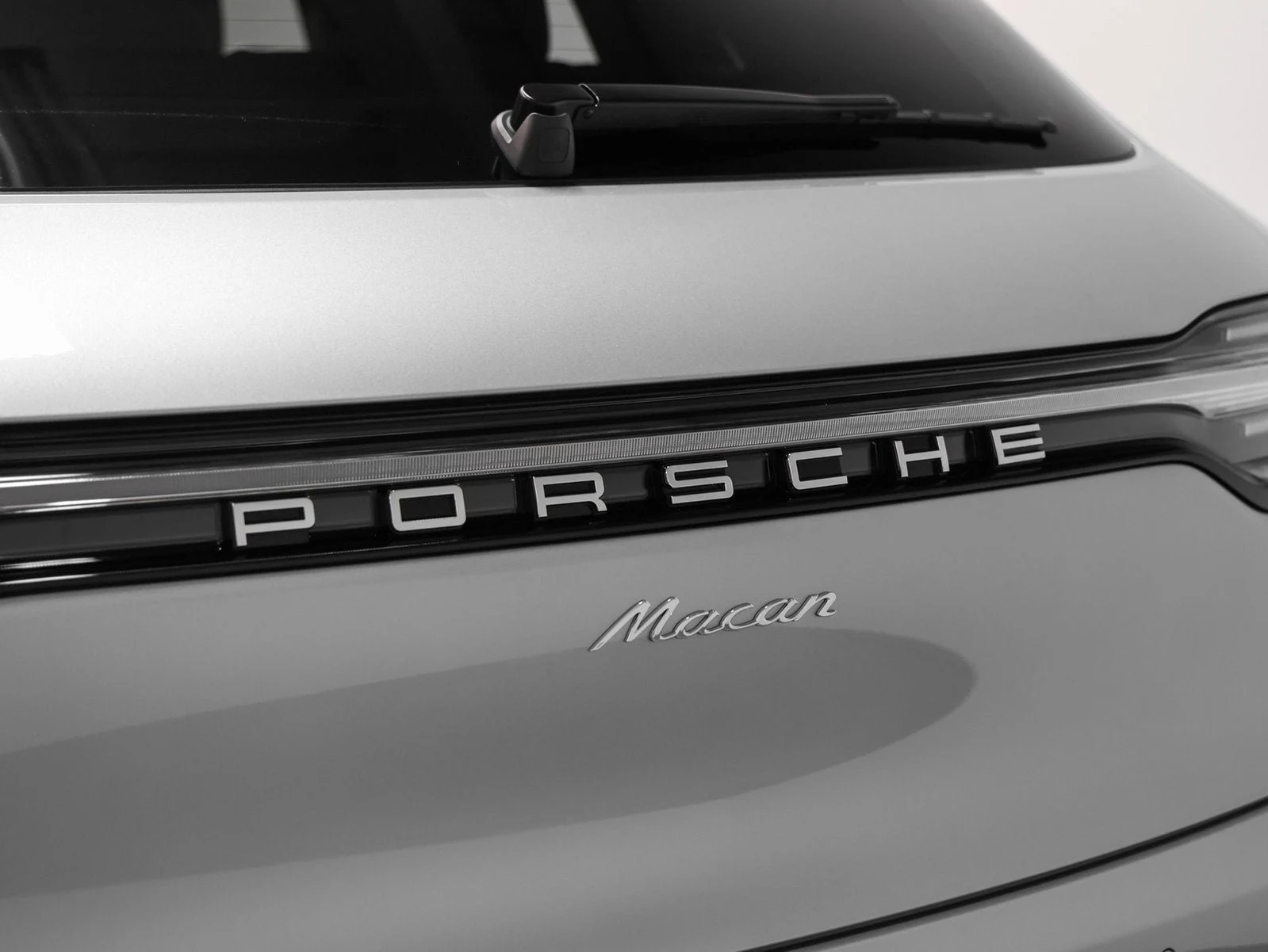 2026 Porsche Macan (95B), 17/20