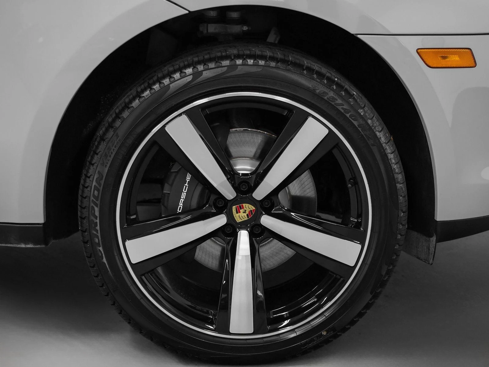 2026 Porsche Macan (95B), 15/20