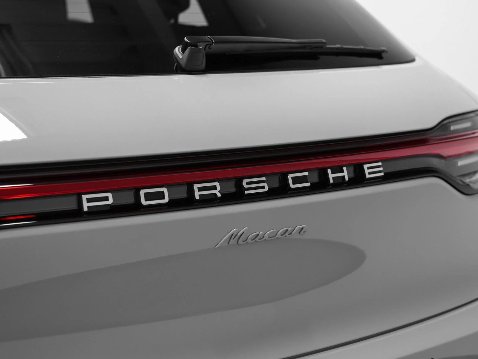 2026 Porsche Macan (95B), 17/20
