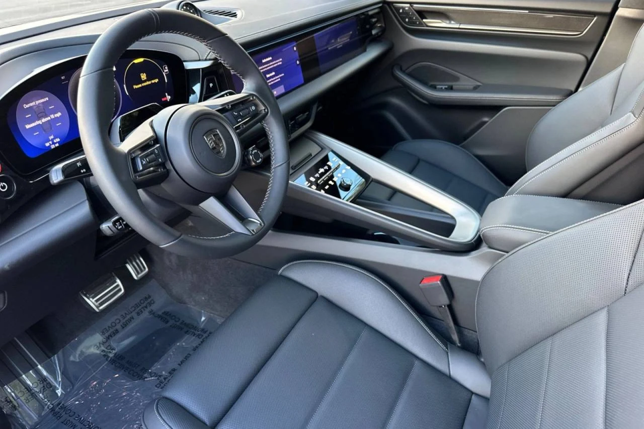 2026 Porsche Macan Turbo Electric (XAB), 4/20