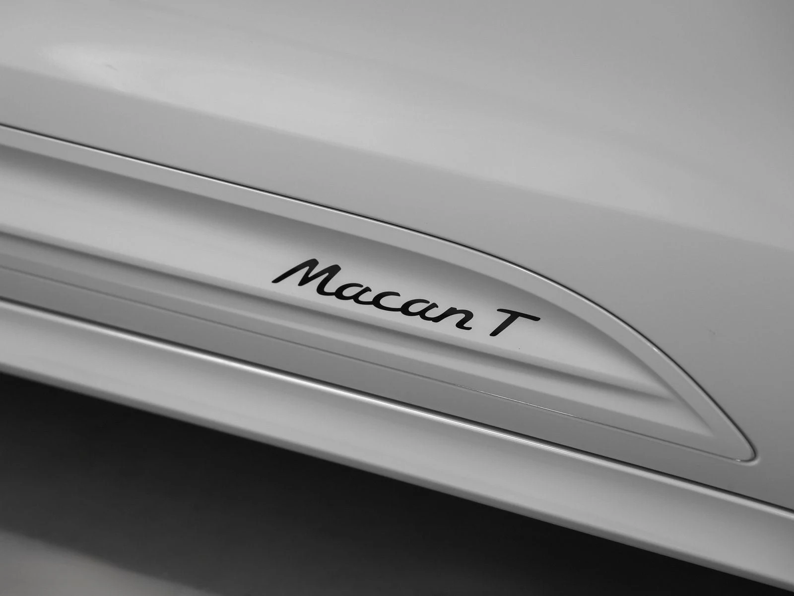 2026 Porsche Macan T (95B), 14/20