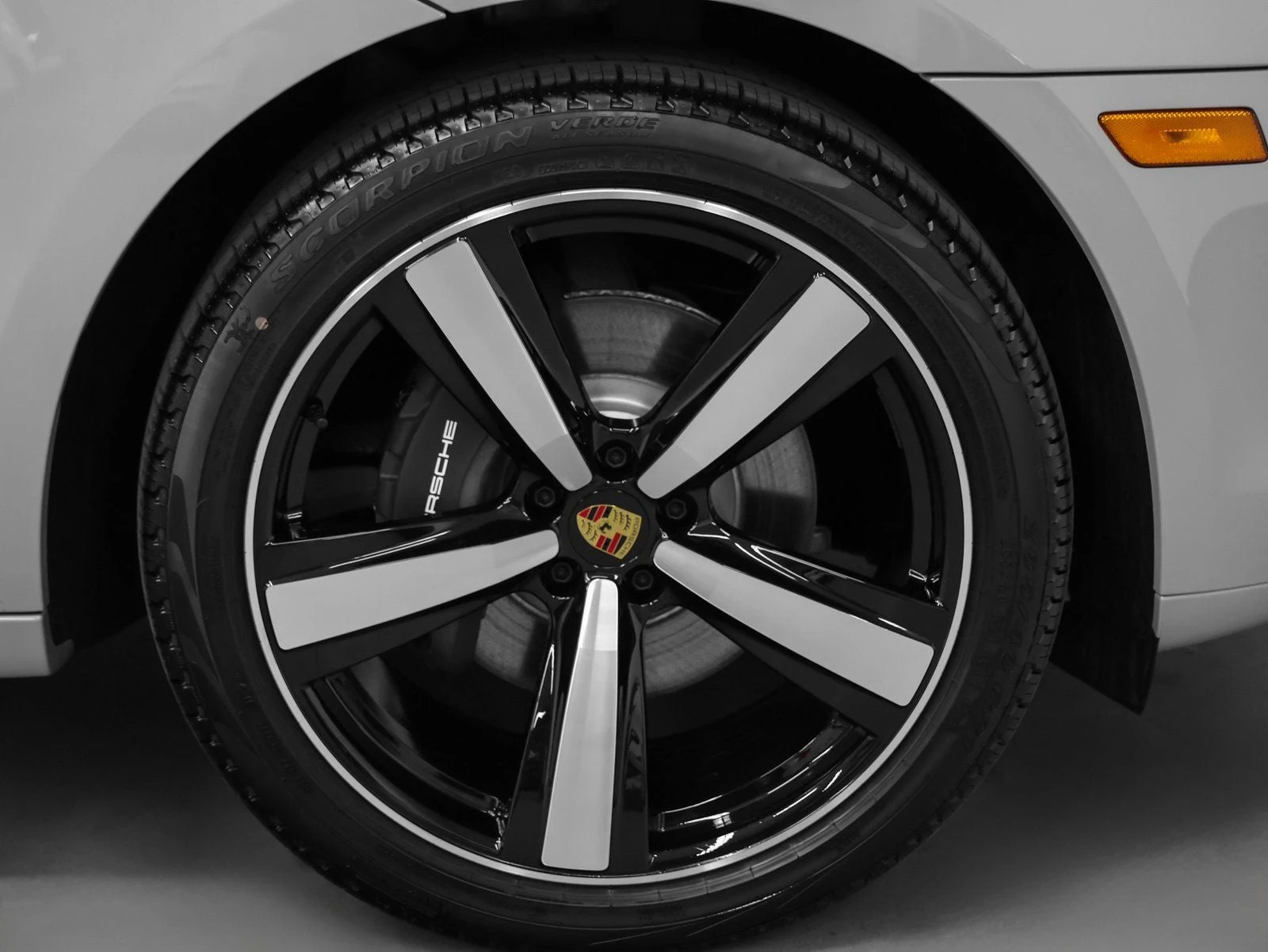 2026 Porsche Macan T (95B), 16/20