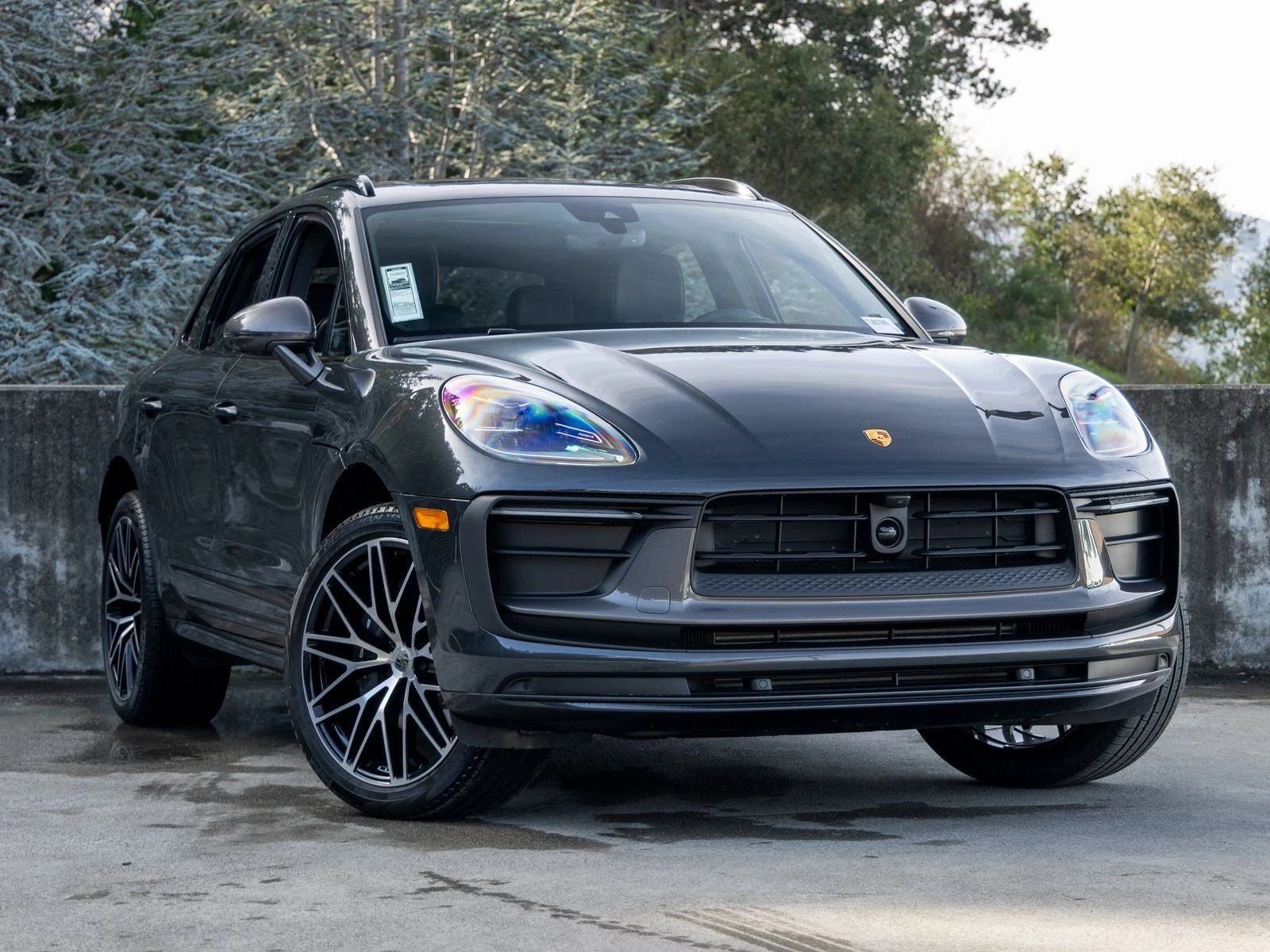 2026 Porsche Macan T (95B), 6/20
