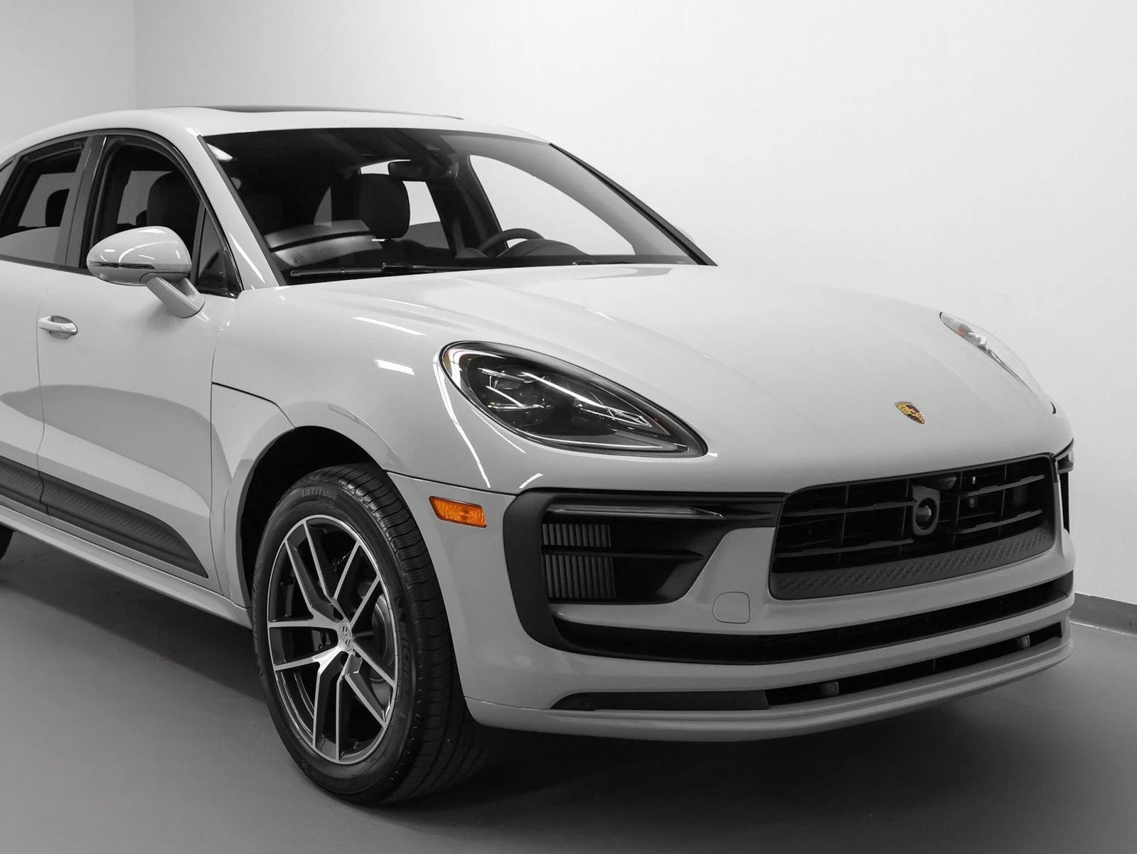 2026 Porsche Macan S (95B), 8/20