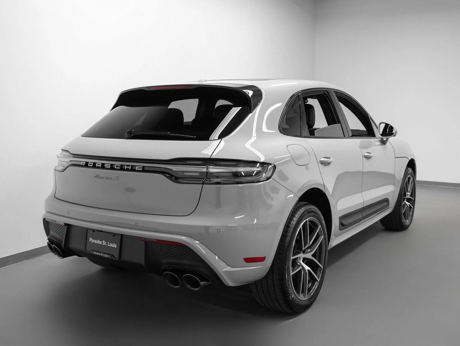 2026 Porsche Macan S (95B), 11/20