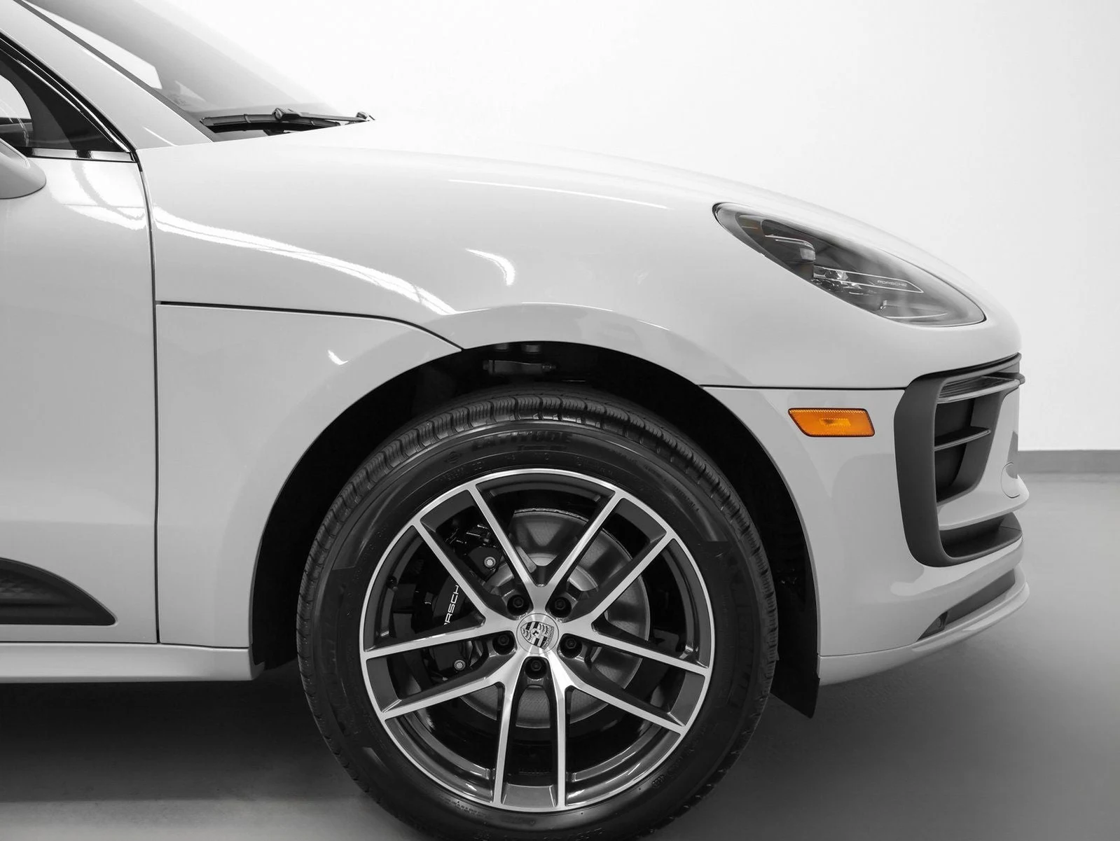 2026 Porsche Macan S (95B), 14/20