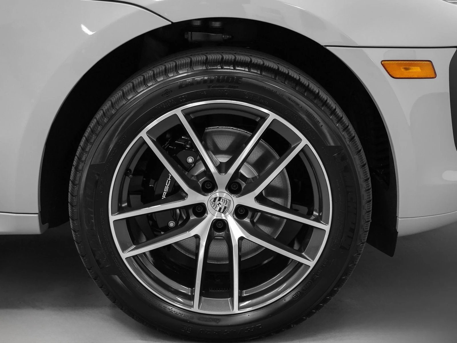 2026 Porsche Macan S (95B), 15/20