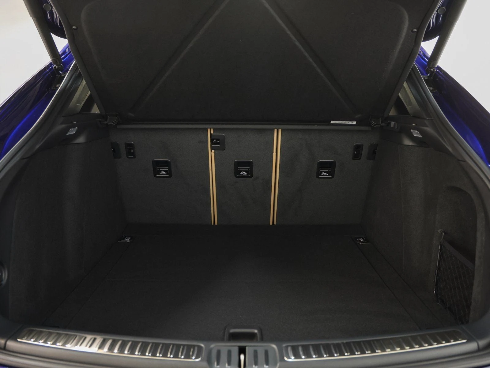 2026 Porsche Macan (95B), 15/20
