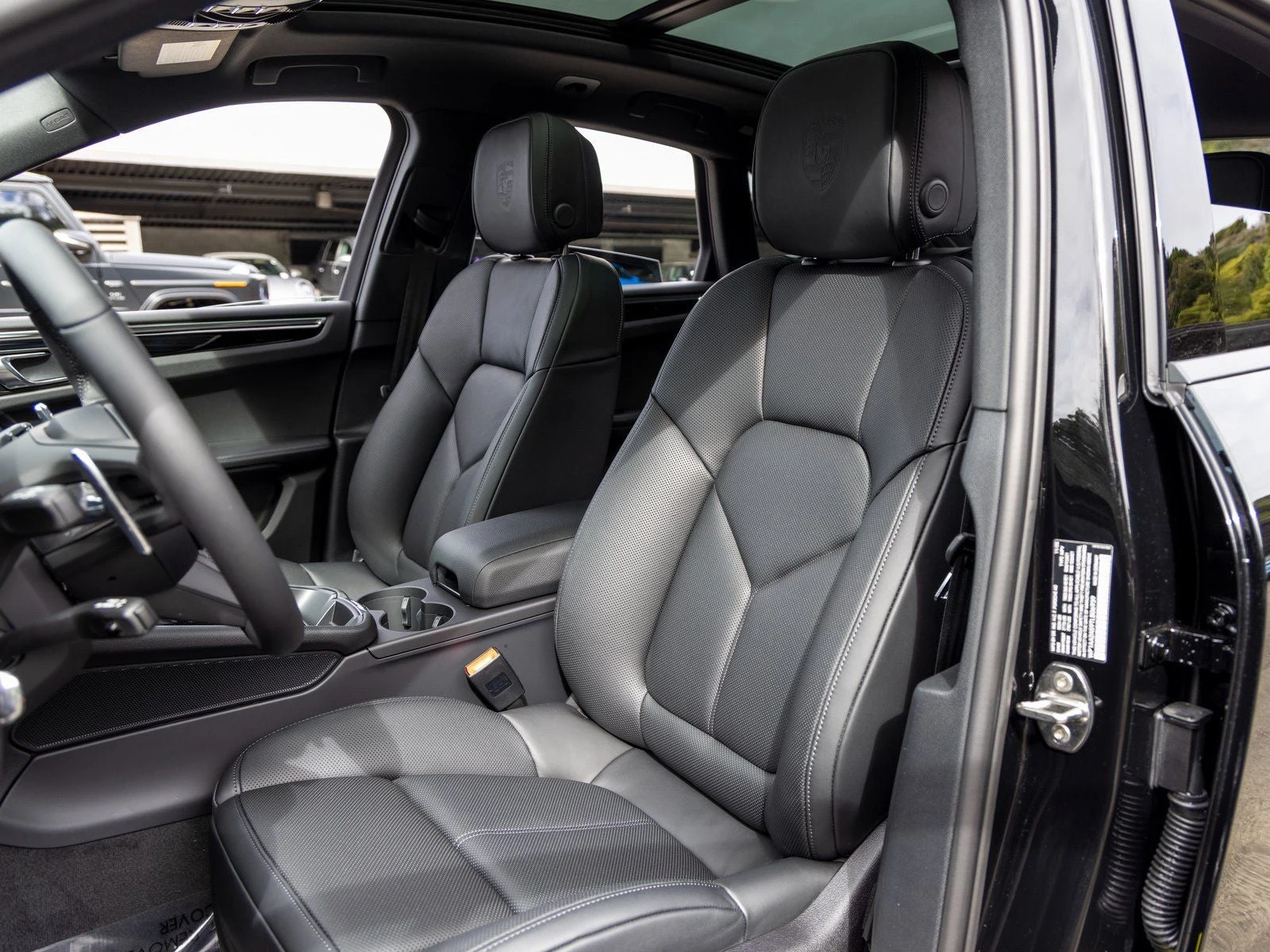 2026 Porsche Macan (95B), 5/20