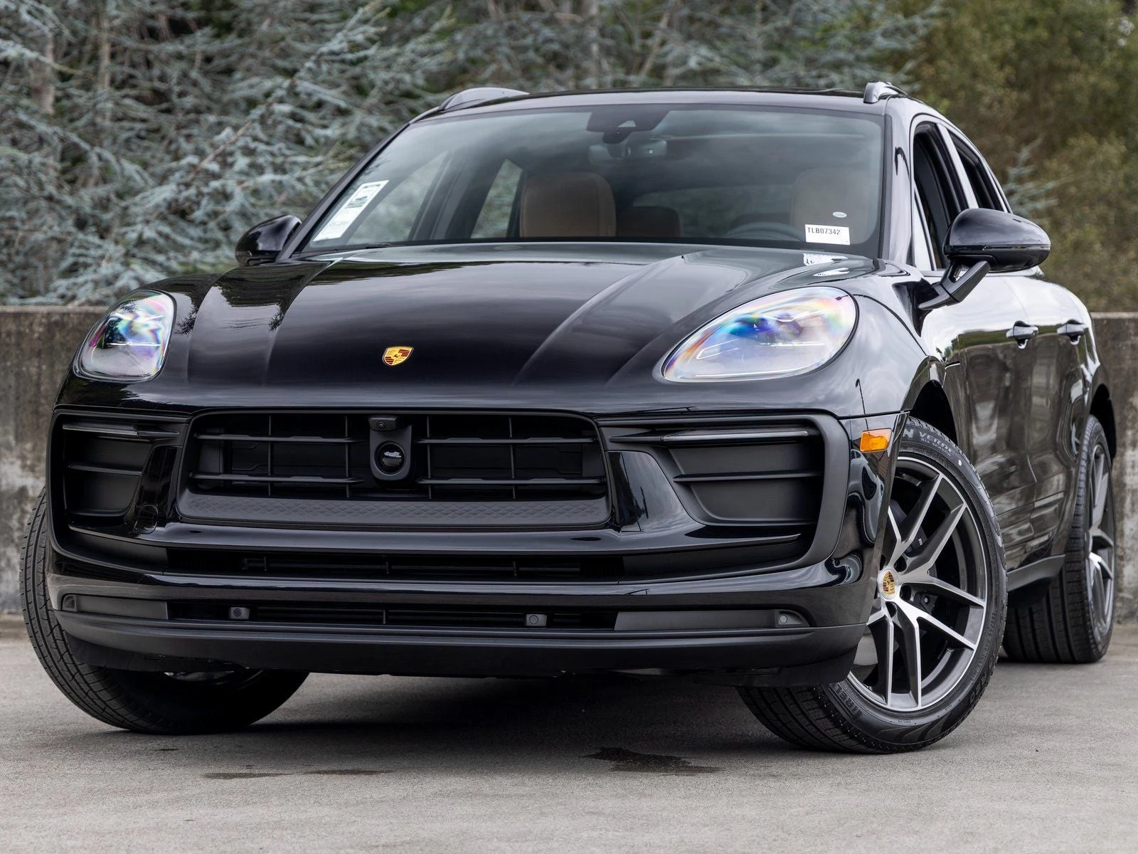 Porsche Macan (95B) · Jet Black Metallic · Indigo Auto Group