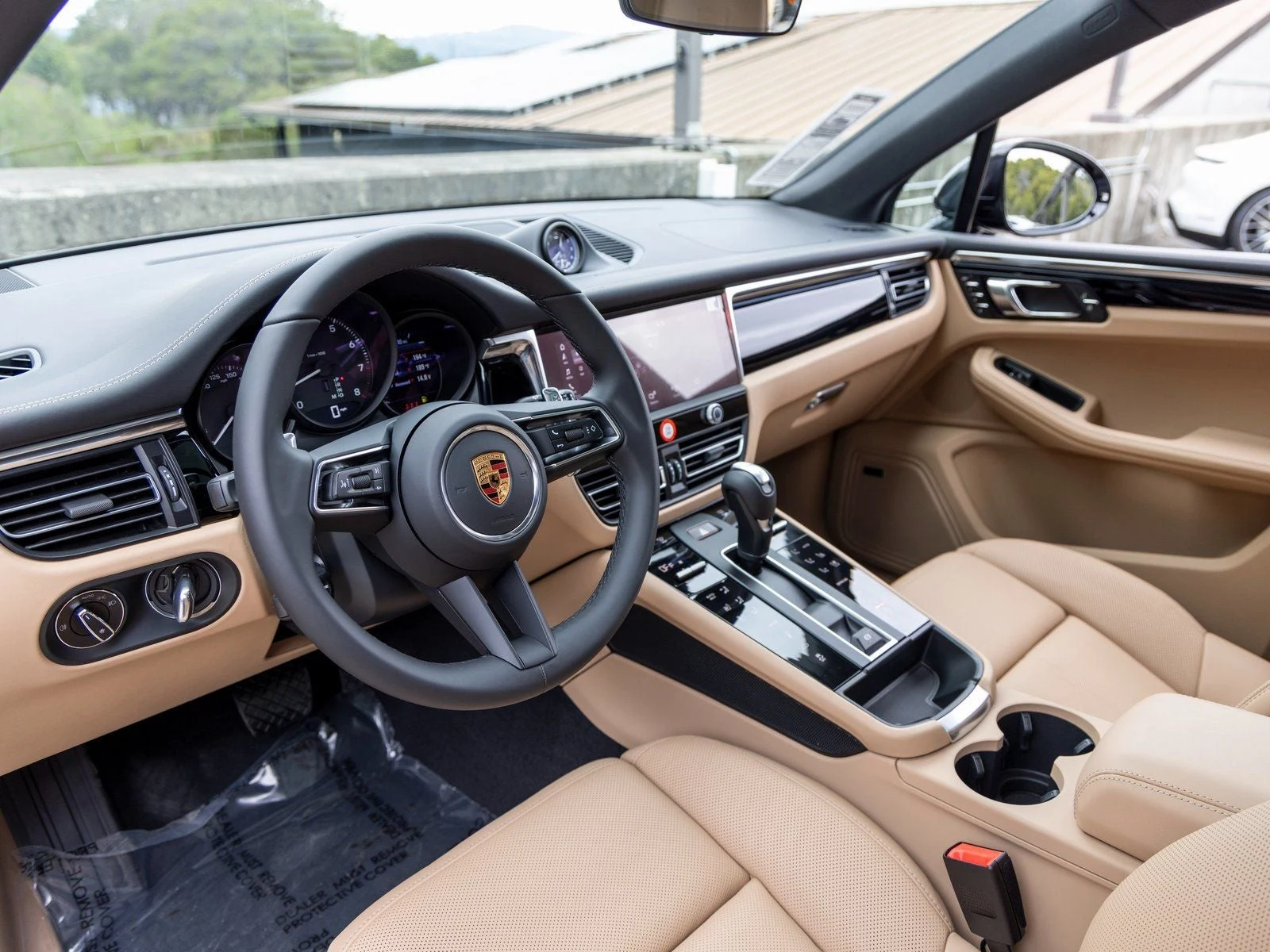 2026 Porsche Macan (95B), 4/20